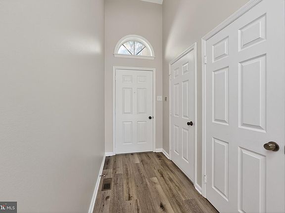 2nd image of 103 Fairfield Ct
