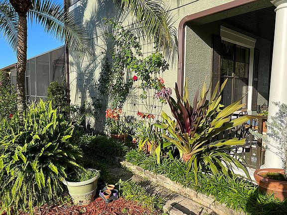 5th image of 3885 Marietta Way