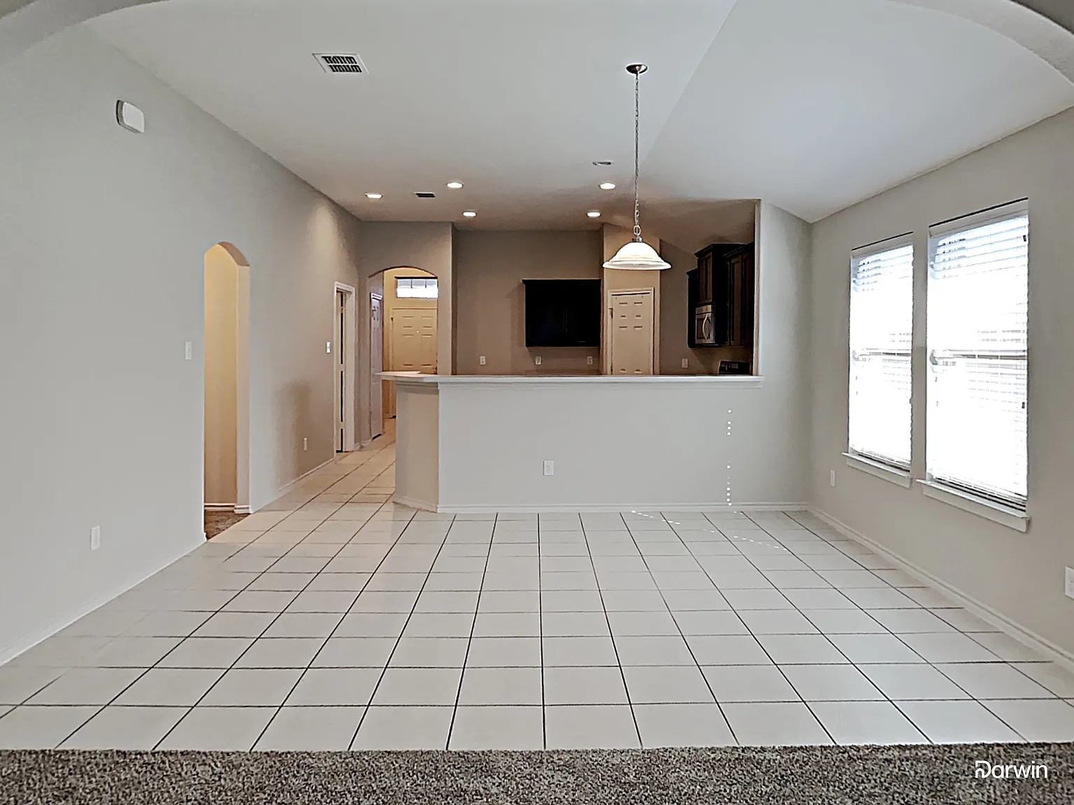 4 bed, 2.0 bath, 2055 sqft, $2,365 — Photo 3