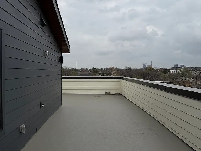 2203 Hondo Ave #203 — Photo 23