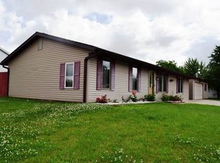 1001 Larch Ln, Fort Wayne, IN 46825