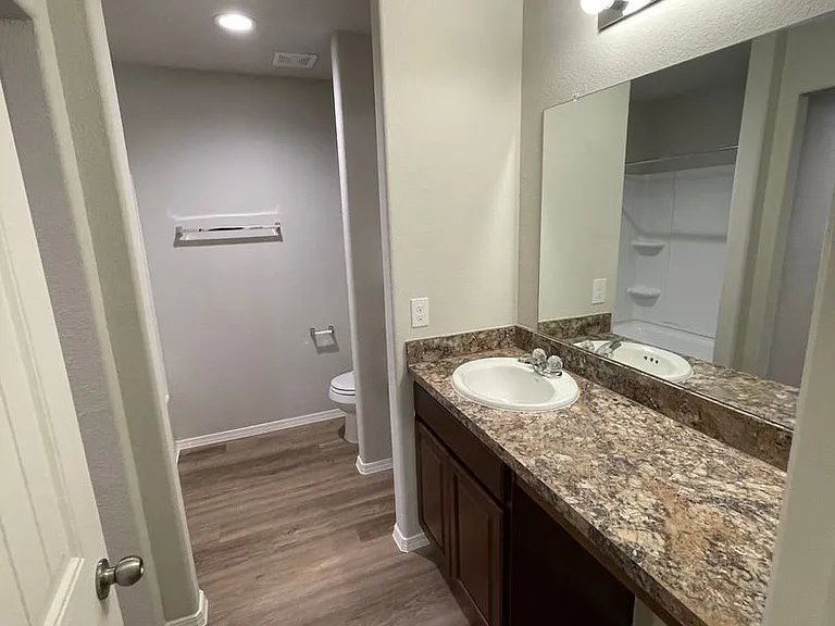727 Long Cedar Dr — Photo 11