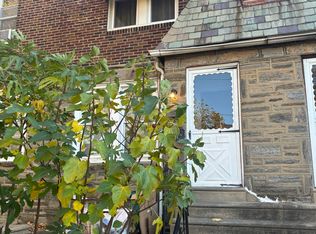 7329 Crispin St, Philadelphia, PA 19136