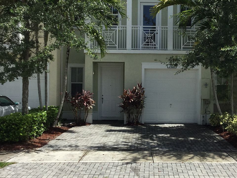 1st image of 7461 NW 114th Ct