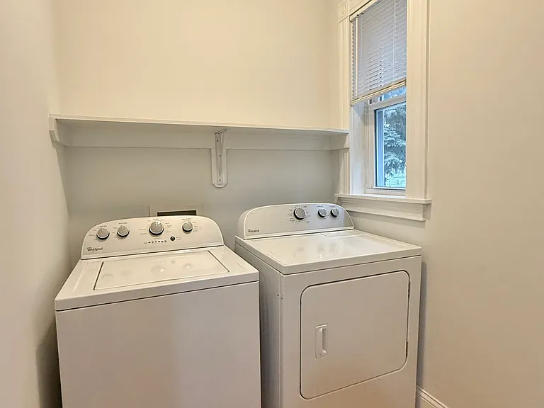 15 Romsey St #3 — Photo 12