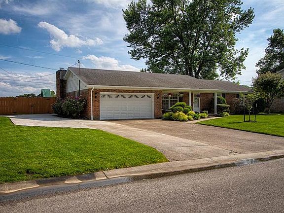 3rd image of 8311 Kifer Dr