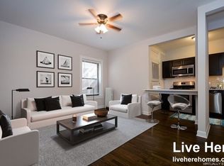 1353 W Touhy Ave #3S, Chicago, IL 60626