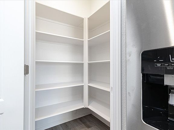 NCA_Aspen_4516_Kitchen_2224_LazioSt_6.jpg