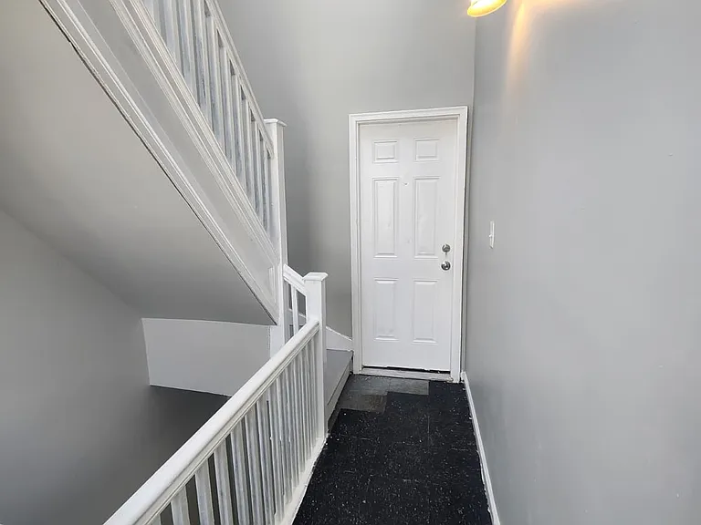 80 Brookdale Ave #3 — Photo 15