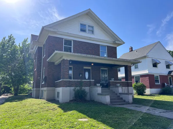 307 N Locust St, Slater, MO 65349