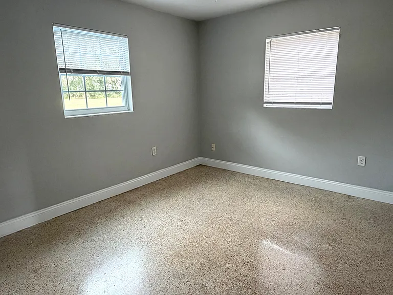 505 Varsity St — Photo 3