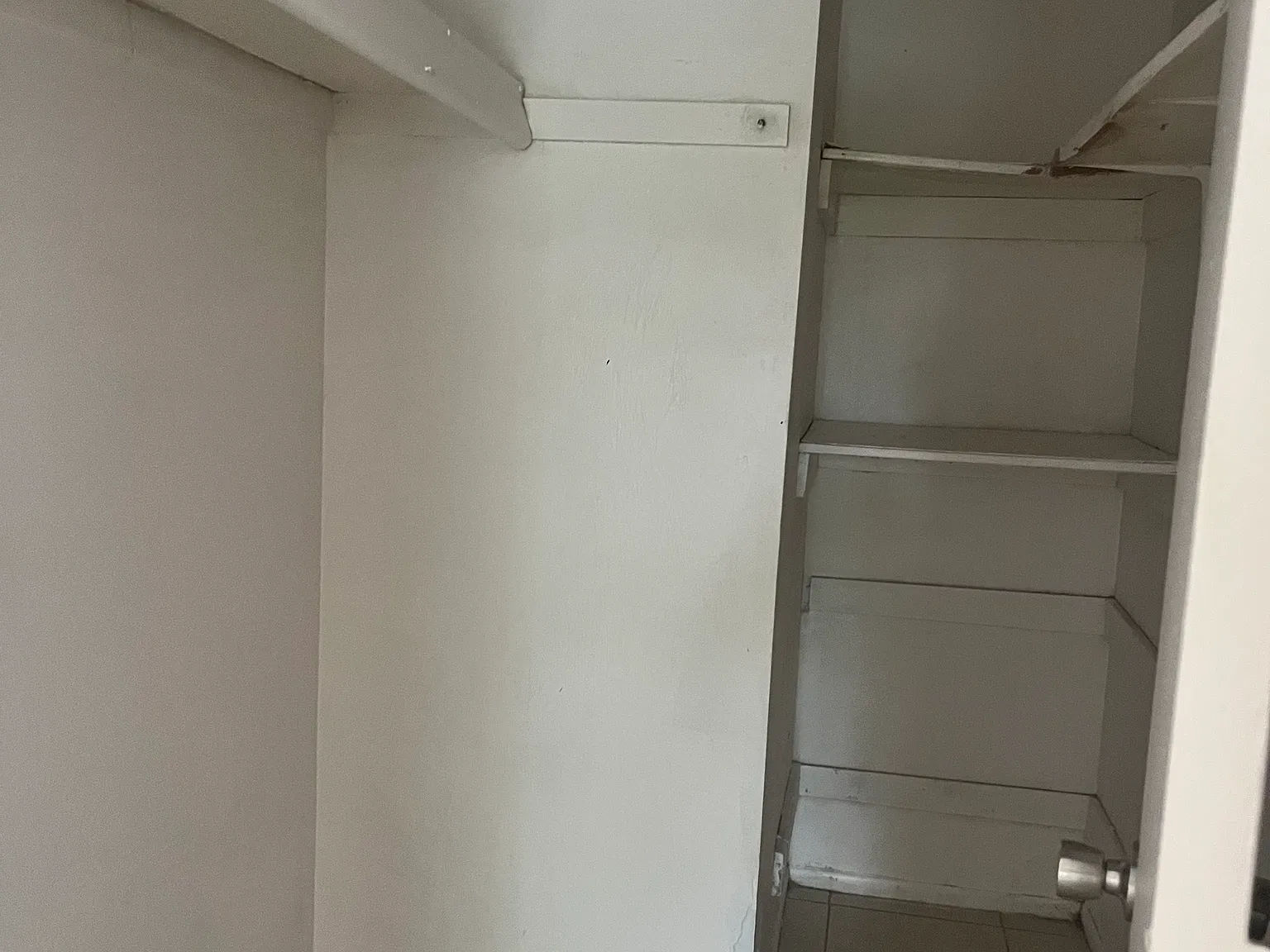 2 bed, 1000 sqft, $1,750 — Photo 4