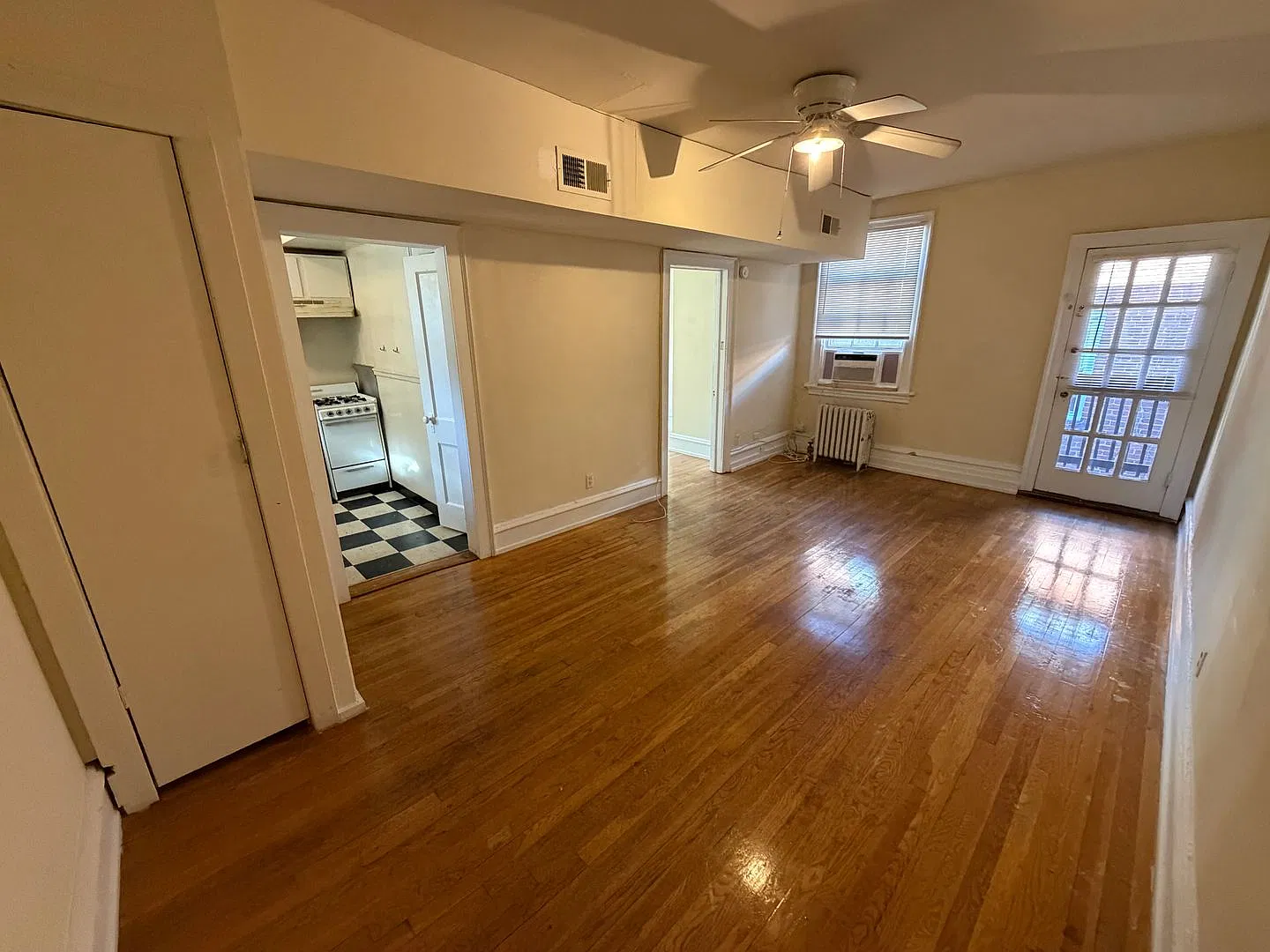 2832 Monument Ave.* — Photo 3