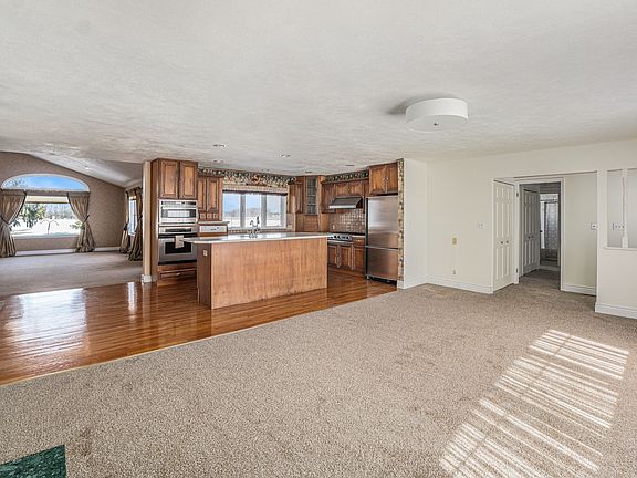 2nd image of 7056 Hill Rd