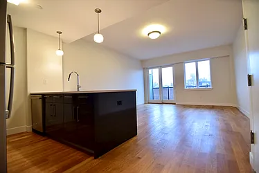 Rented by Safdie Realty Group