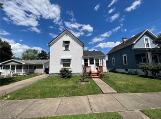 1125 N Main St, Uhrichsville, OH 44683