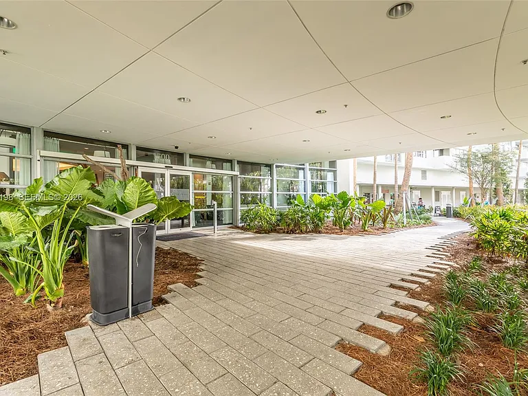 1500 Bay Rd #718S — Photo 11