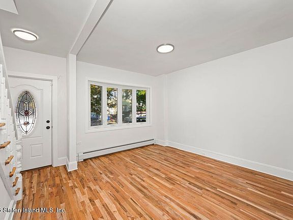5th image of 241 Simonson Ave