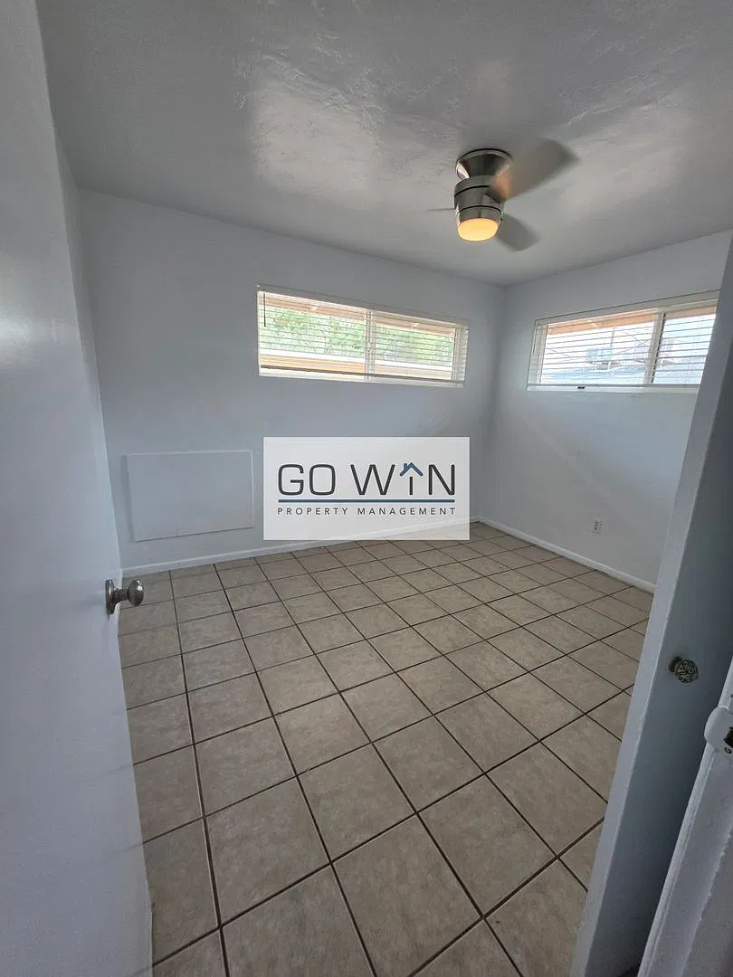 3636 E Verde Ln — Photo 1