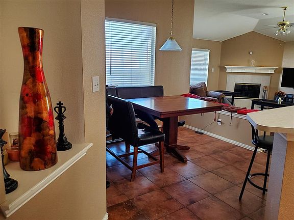 5th image of 3117 Cottage Ln