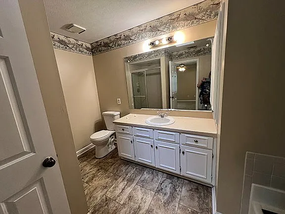 6336 Abbey Dr — Photo 12