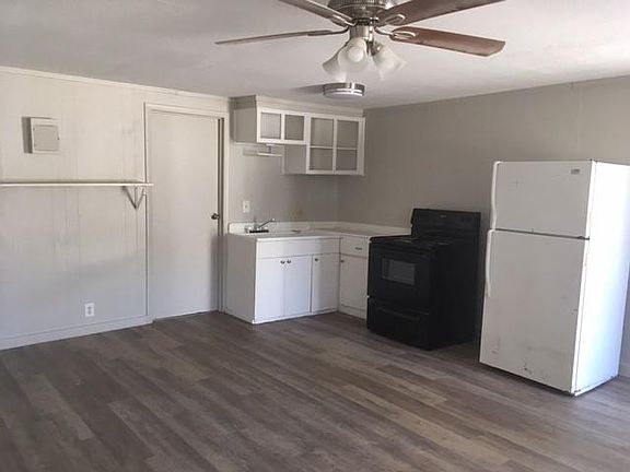 2nd image of 1308 S Quincy Ave APT B