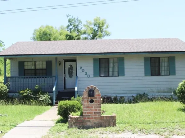 2020 E 7th St, Panama City, FL 32401
