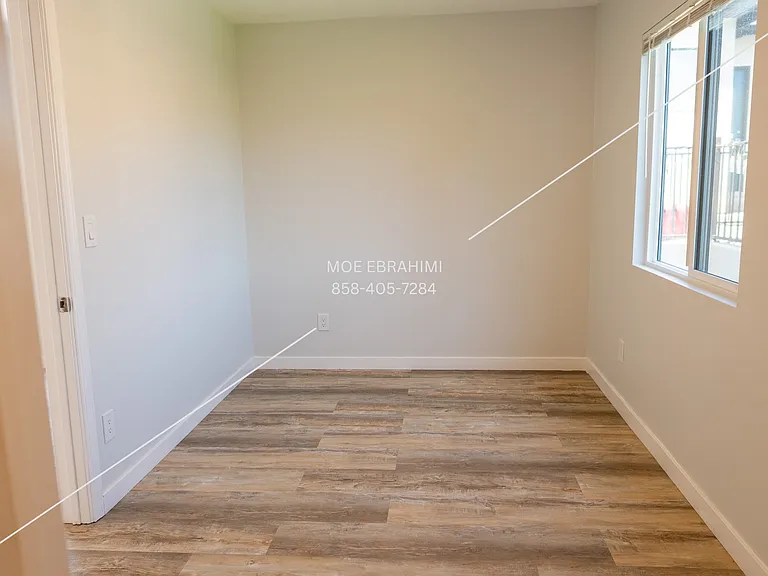 419 S 36th St — Photo 16