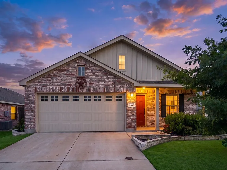 767 Myrtle Ln — Photo 24