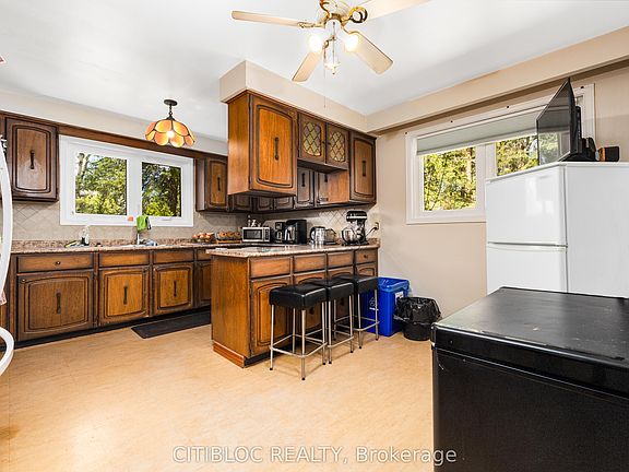 5th image of 5 Old Forge Rd