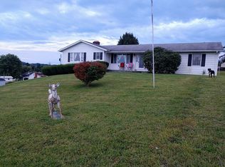 245 W Lake St, Roseville, OH 43777