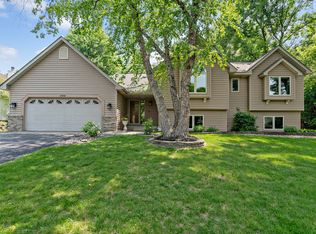 3950 Clippers Rd, Eagan, MN 55122
