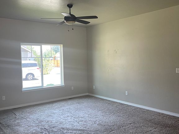 5th image of 965 Americana Cir #1