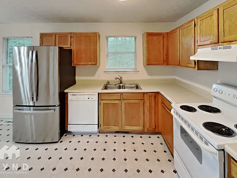 3726 James Ed Rd — Photo 8
