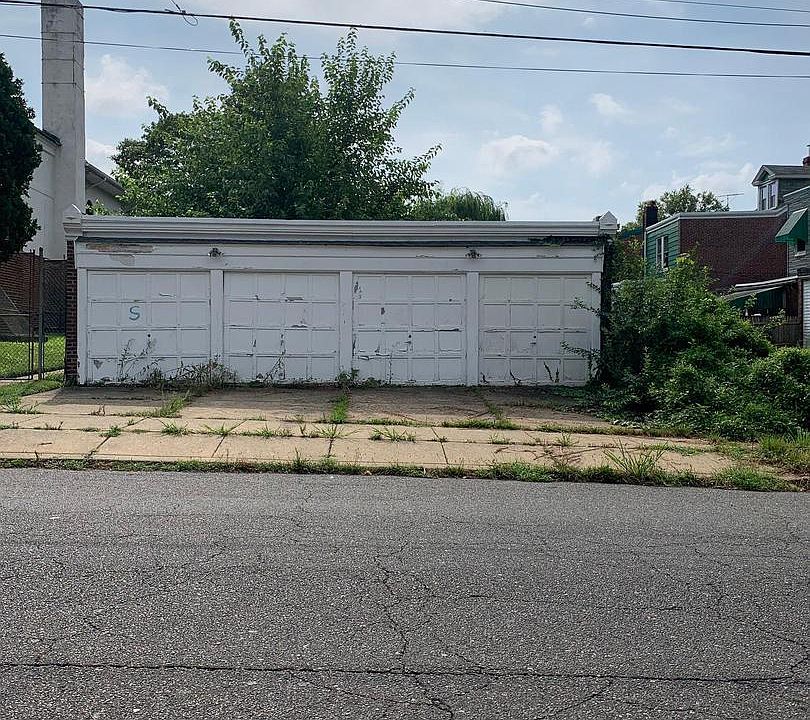 1st image of 401 E Sanger St #403