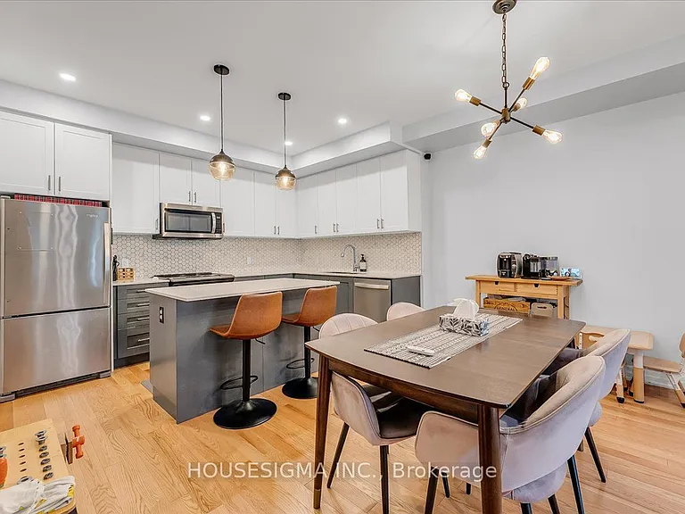 1190 Cawthra Rd #606 — Photo 11