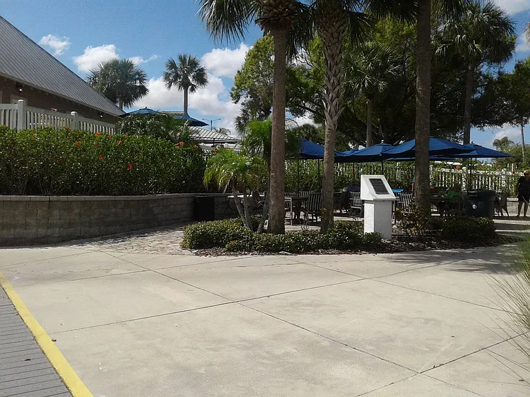 2113 Sawgrass Ln — Photo 49