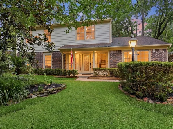 16 Lullwater Pl, Spring, TX 77381
