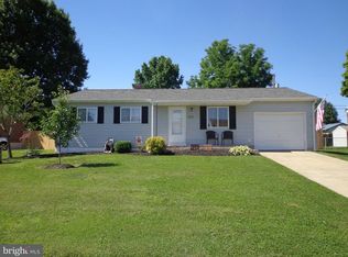 393 Ronald Ln, Smyrna, DE 19977
