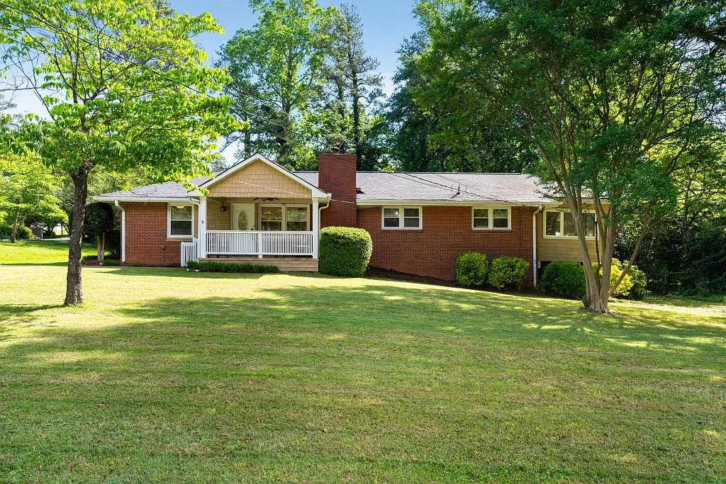 1865 Briarlake Cir photo 1