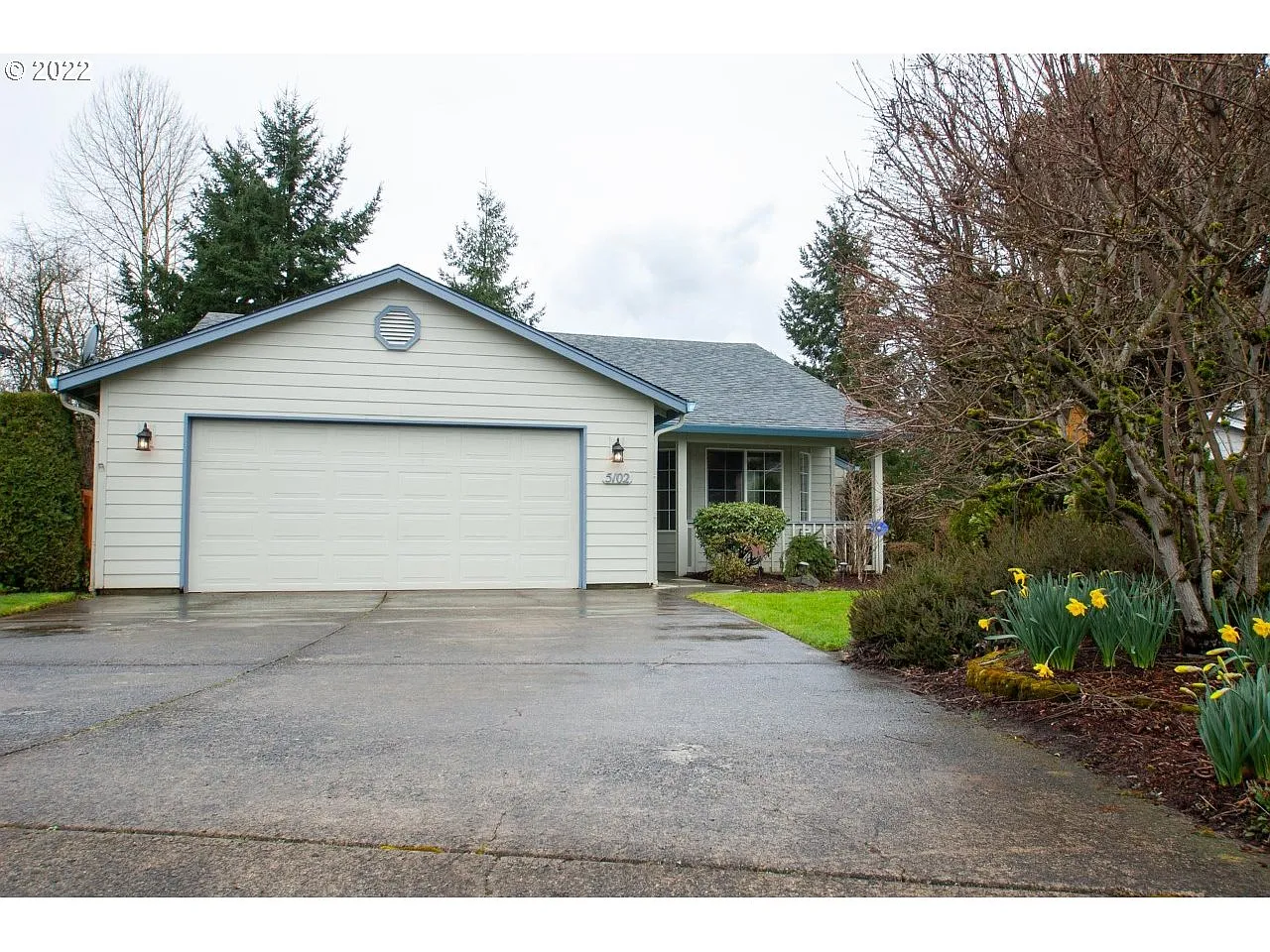5102 NE 72nd Cir photo 1
