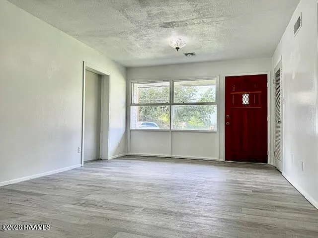 4 bed, 1460 sqft, $1,800 — Photo 3