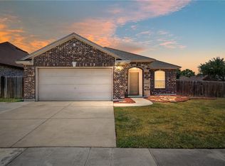 301 Pacific Dr, Portland, TX 78374