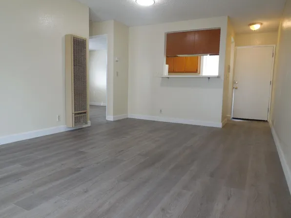 833 Gaviota Ave APT H, Long Beach, CA 90813
