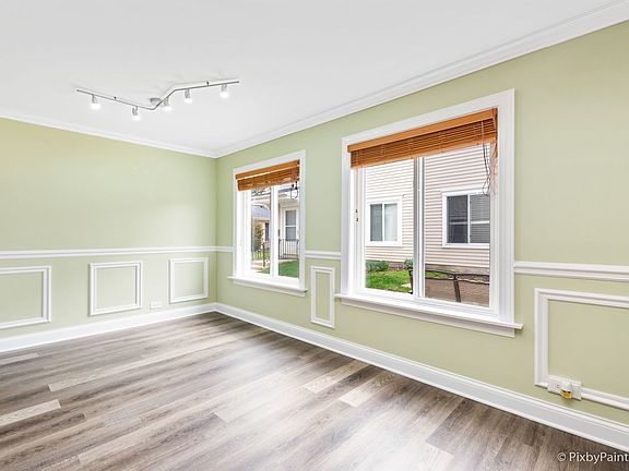 5th image of 1444 Cove Dr #238B