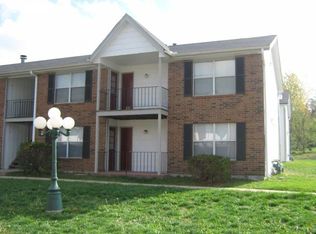 3612 N Chouteau Trfy APT B, Kansas City, MO 64117