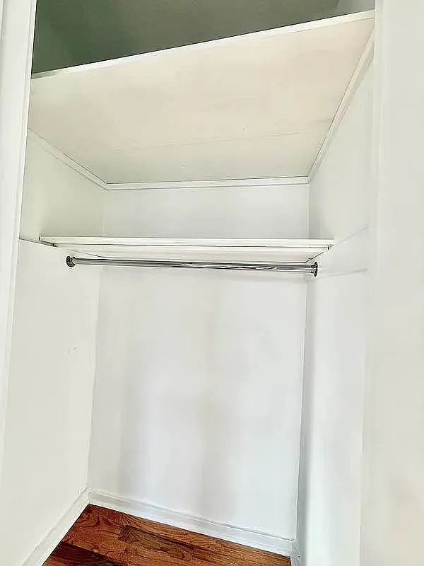 21-05 21st Road — Photo 4
