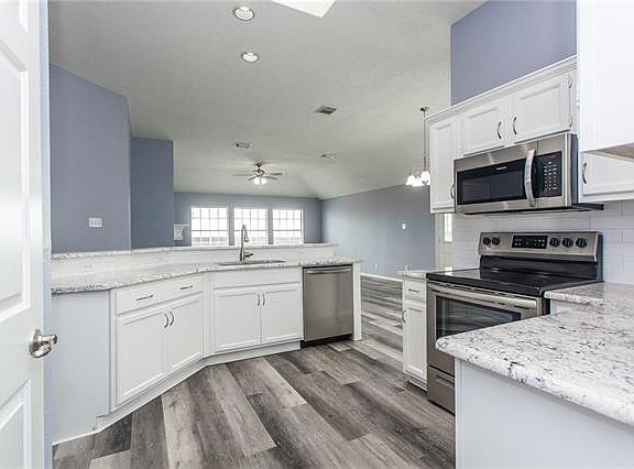 5th image of 10716 Copperwood Dr
