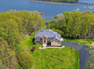 147 Waterview Dr, Stafford, VA 22554