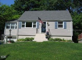 104 Spring Hill Ave, Norwalk, CT 06850
